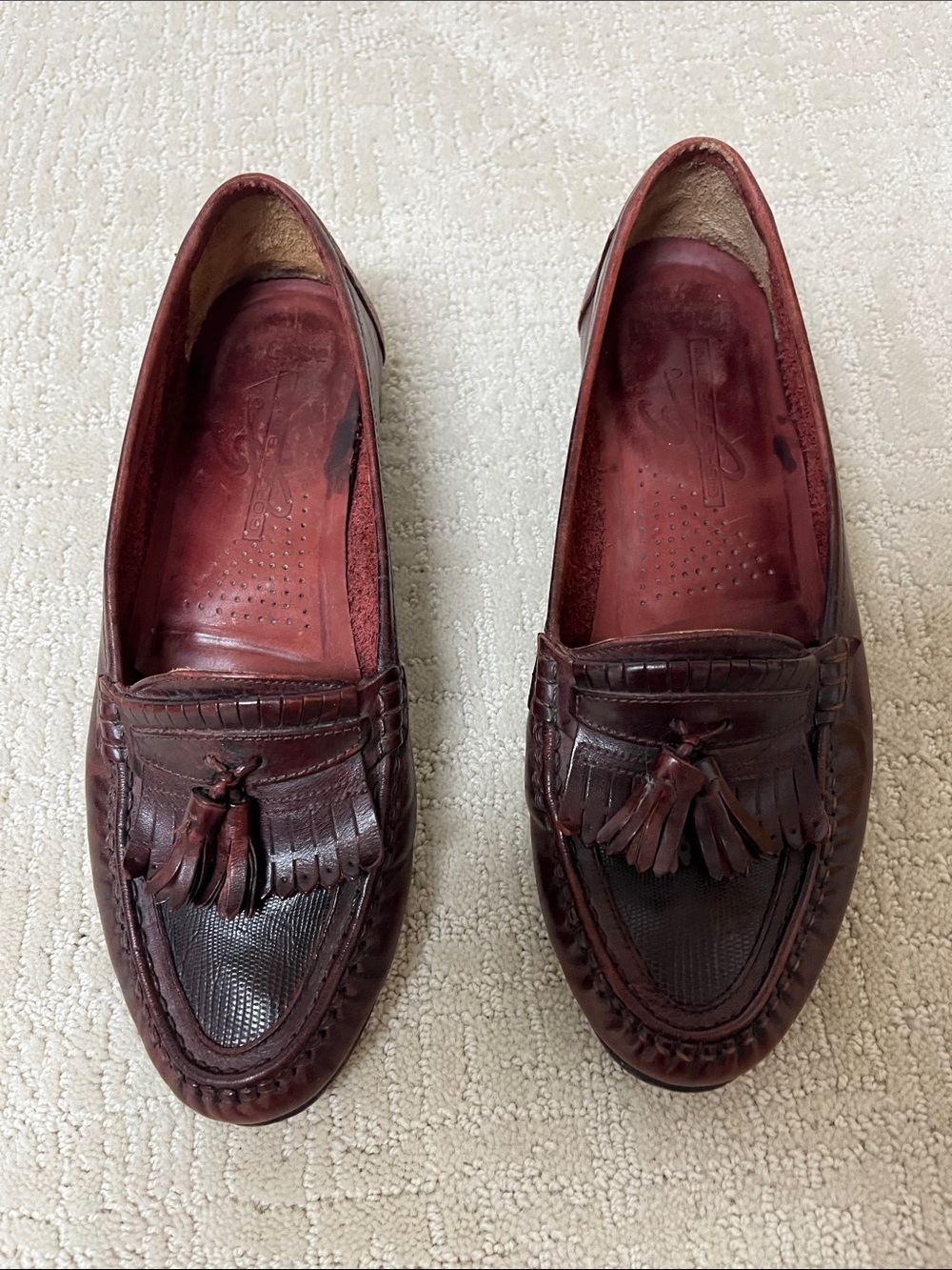 Giorgio Brutini Burgundy Tassel Loafers